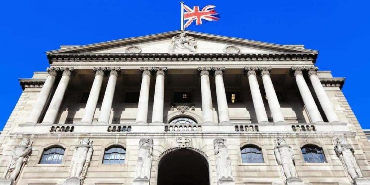 GBP/USD Awaits Potential BoE: