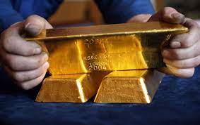 Gold Steady at $1,833